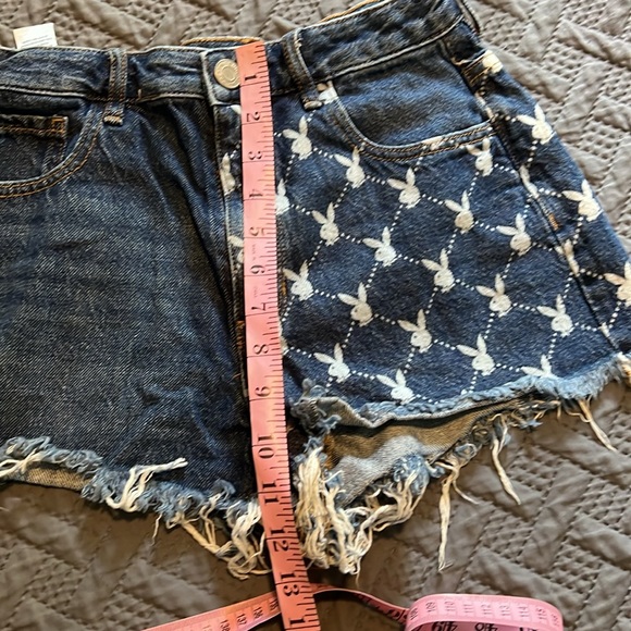 Pacsun : PB Bunny High Rise Denim Shorts - 26 - Picture 7 of 7